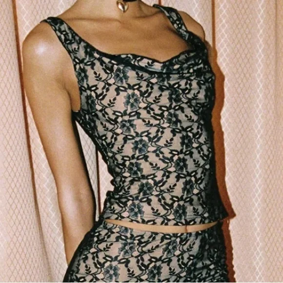 Princess Polly Romani Lace Top Black - Picture 2 of 6